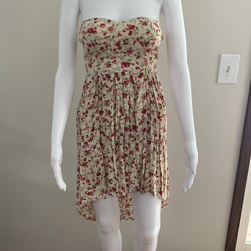 Wet Strapless Mini High / Low pink and red roses, very cute, good pre-used cond